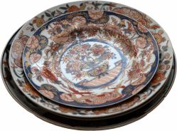 Autor Não Identificado - Conjunto de 4 medalhões em porcelana vidrada com borda recortada padrão "Imarí"