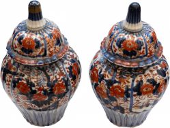 Autor Não Identificado - Par de potiches com suas tampas em porcelana Imari